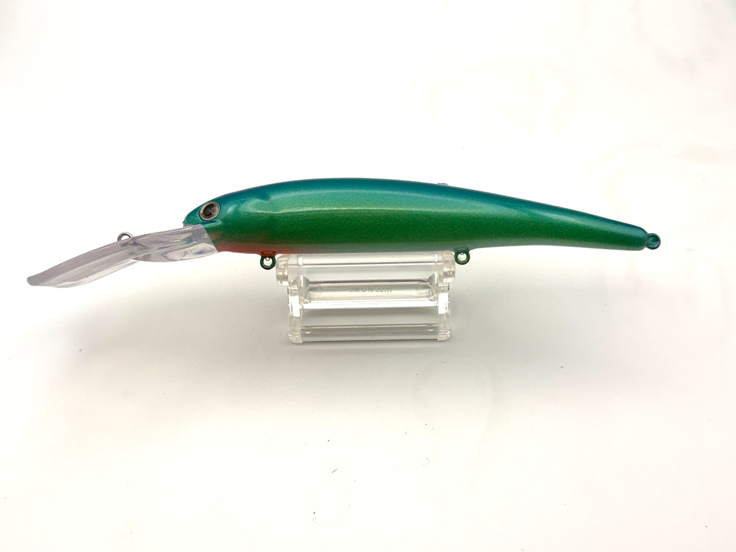 fish with luminant lure Blue and Chartreuse Minnow UV Select colors of Brads ThinFish are available in UV reflective finishes How an anglerfish glows
